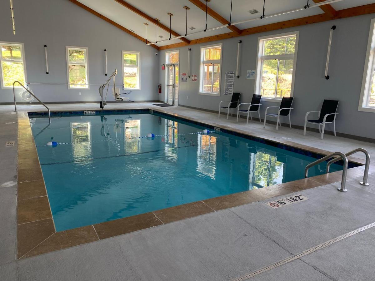 Appresski - 5 Bed Ski In Ski Out - 50 Steps To Ski Sugar Mountain Slopes エクステリア 写真